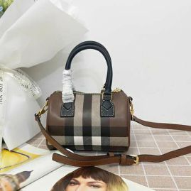 Picture of Burberry Lady Handbags _SKUfw115680261fw